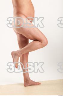 Leg moving pose of nude Ed 0003